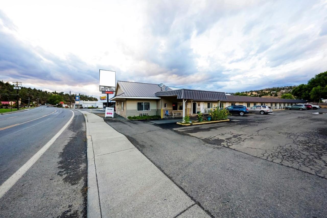 Oyo Riverside Inn John Day Or Eksteriør billede